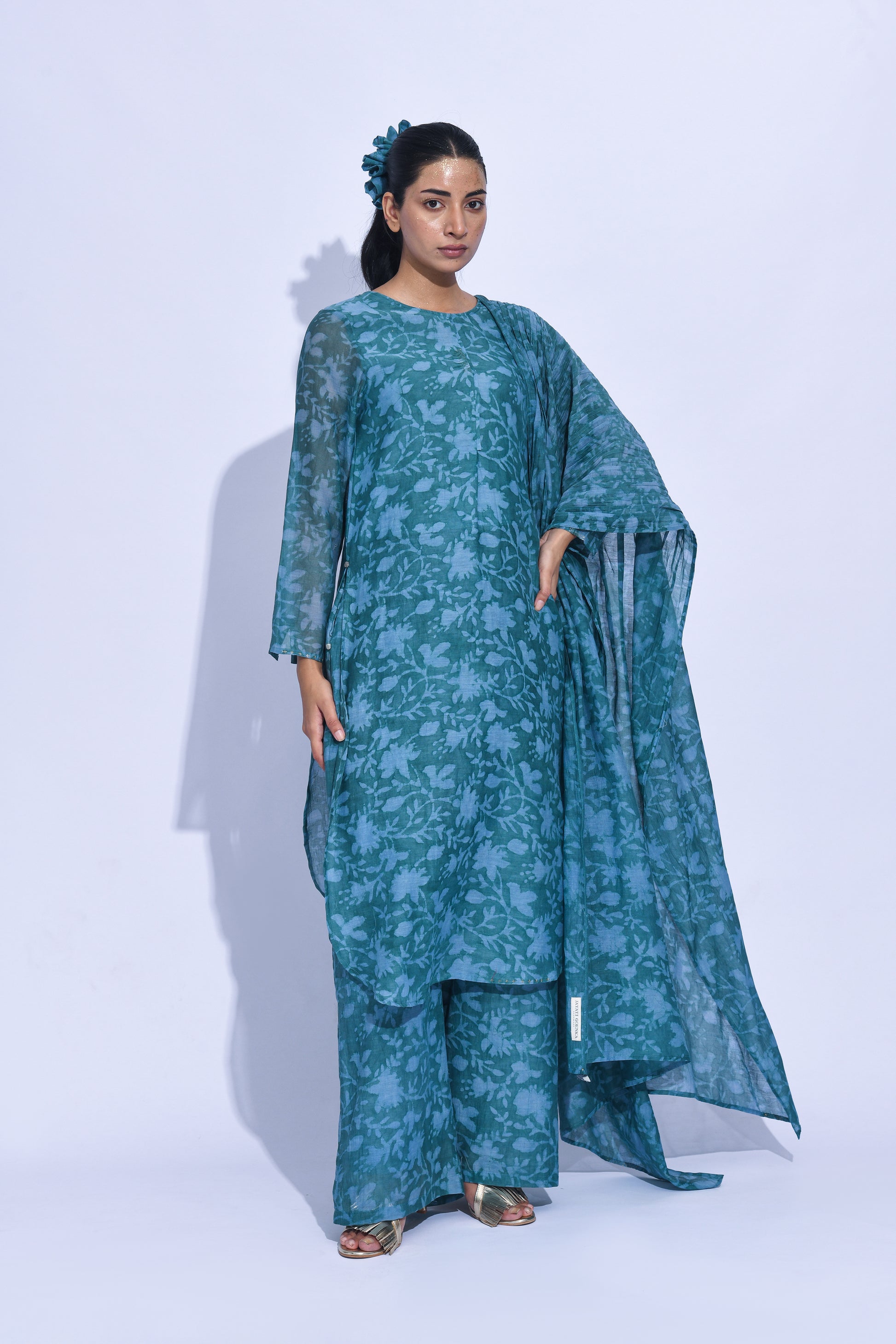 Blue mori suit set