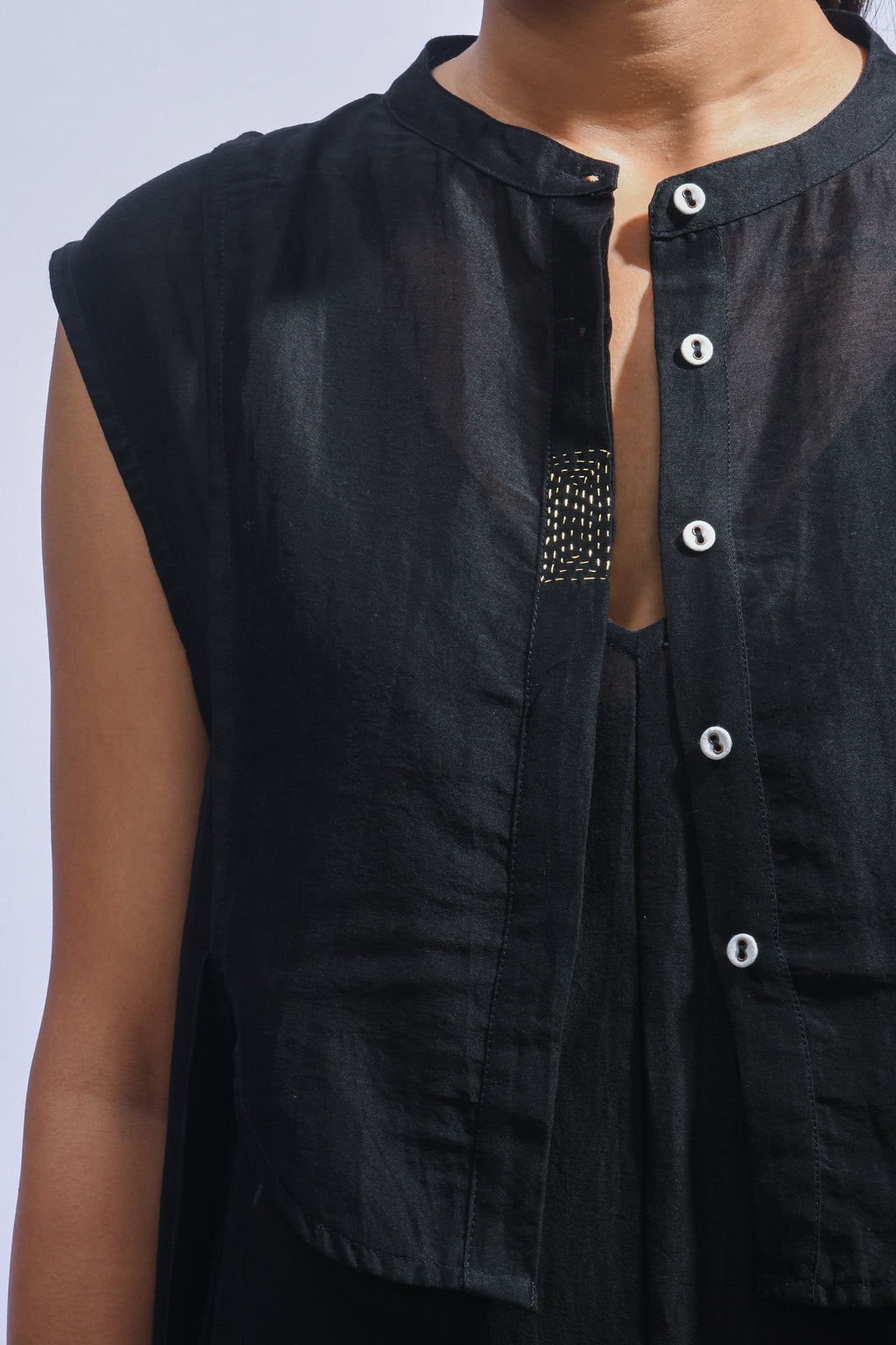 Noir Yoke Chanderi Set