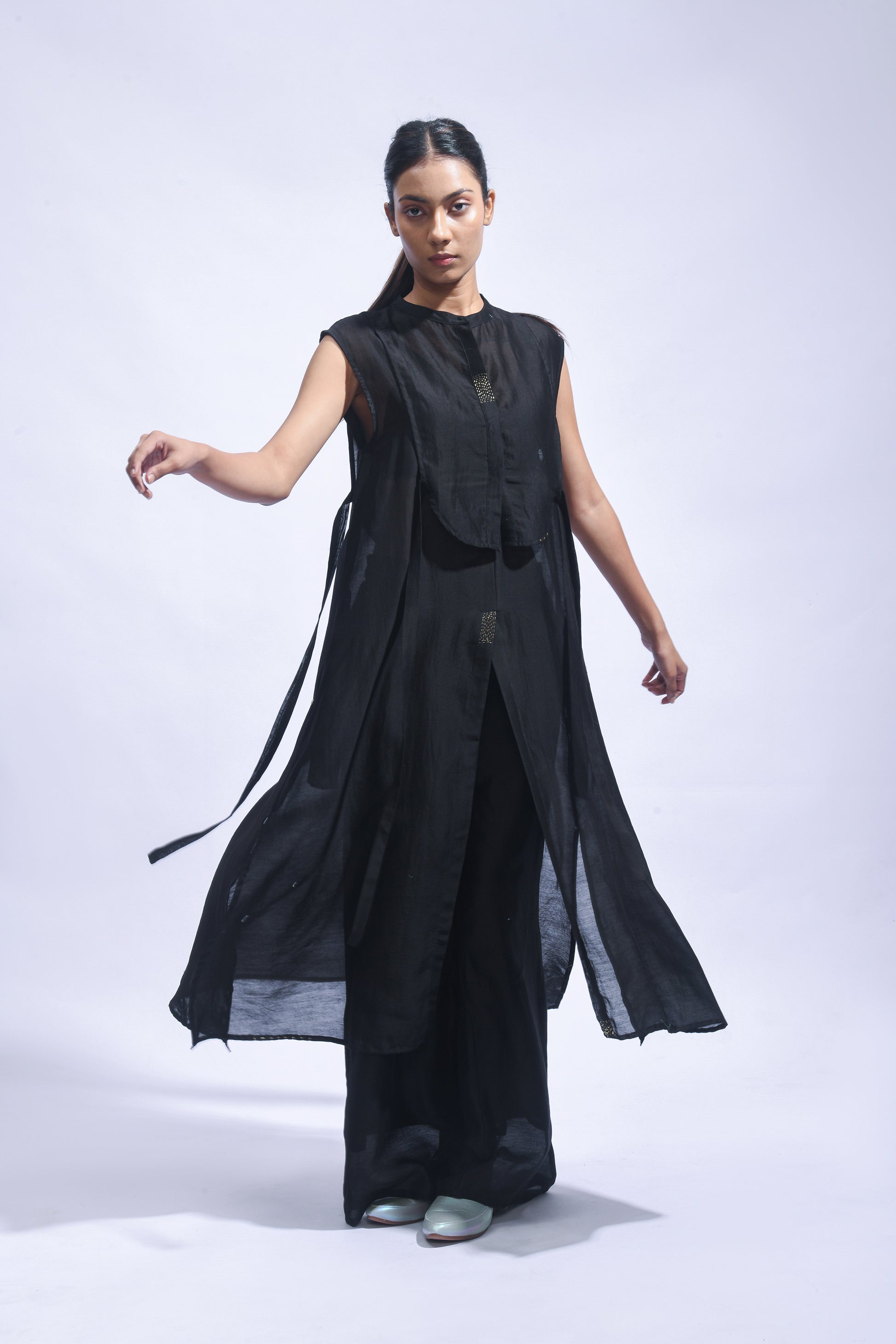 Noir Yoke Chanderi Set