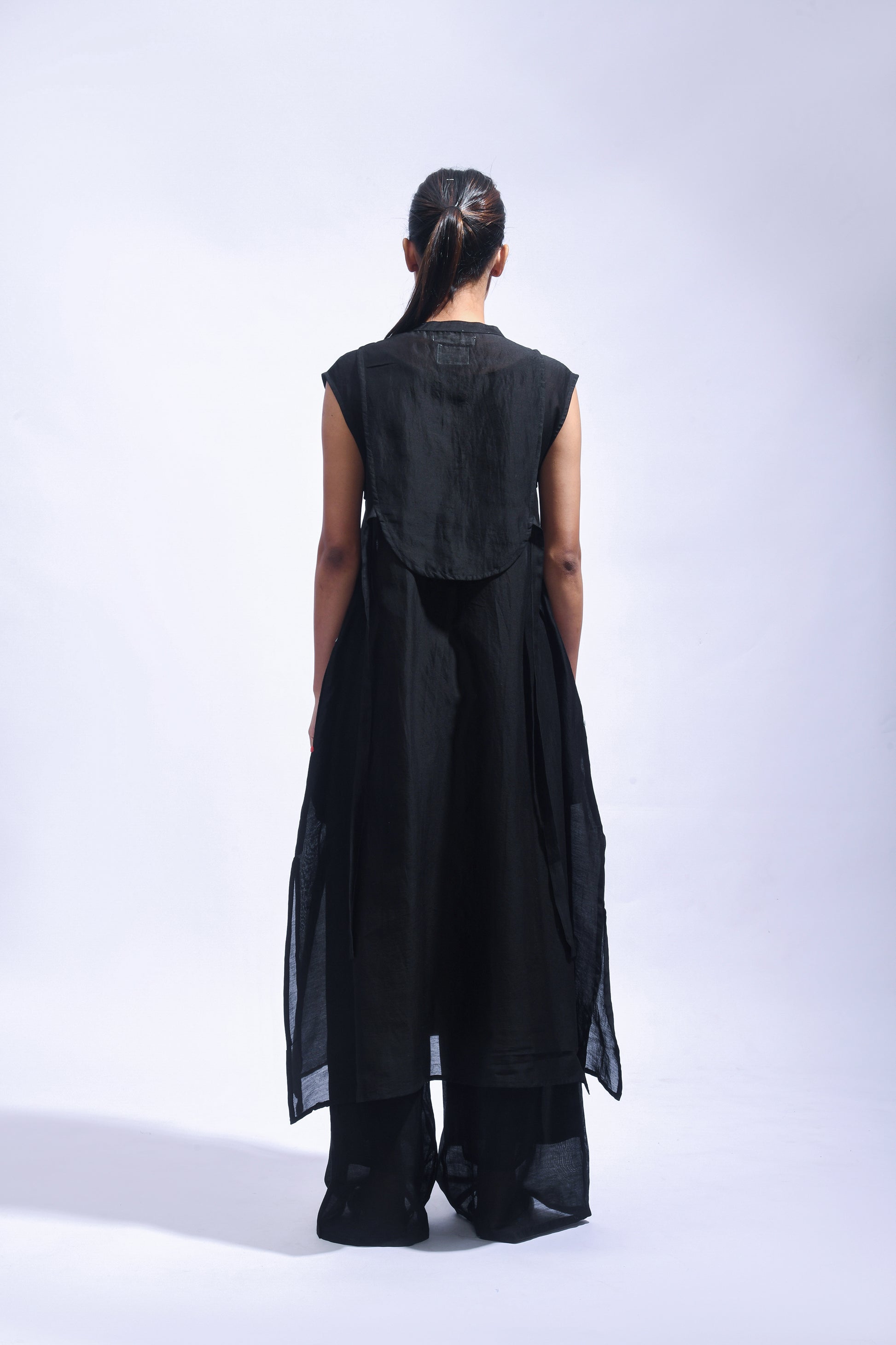 Noir Yoke Chanderi Set