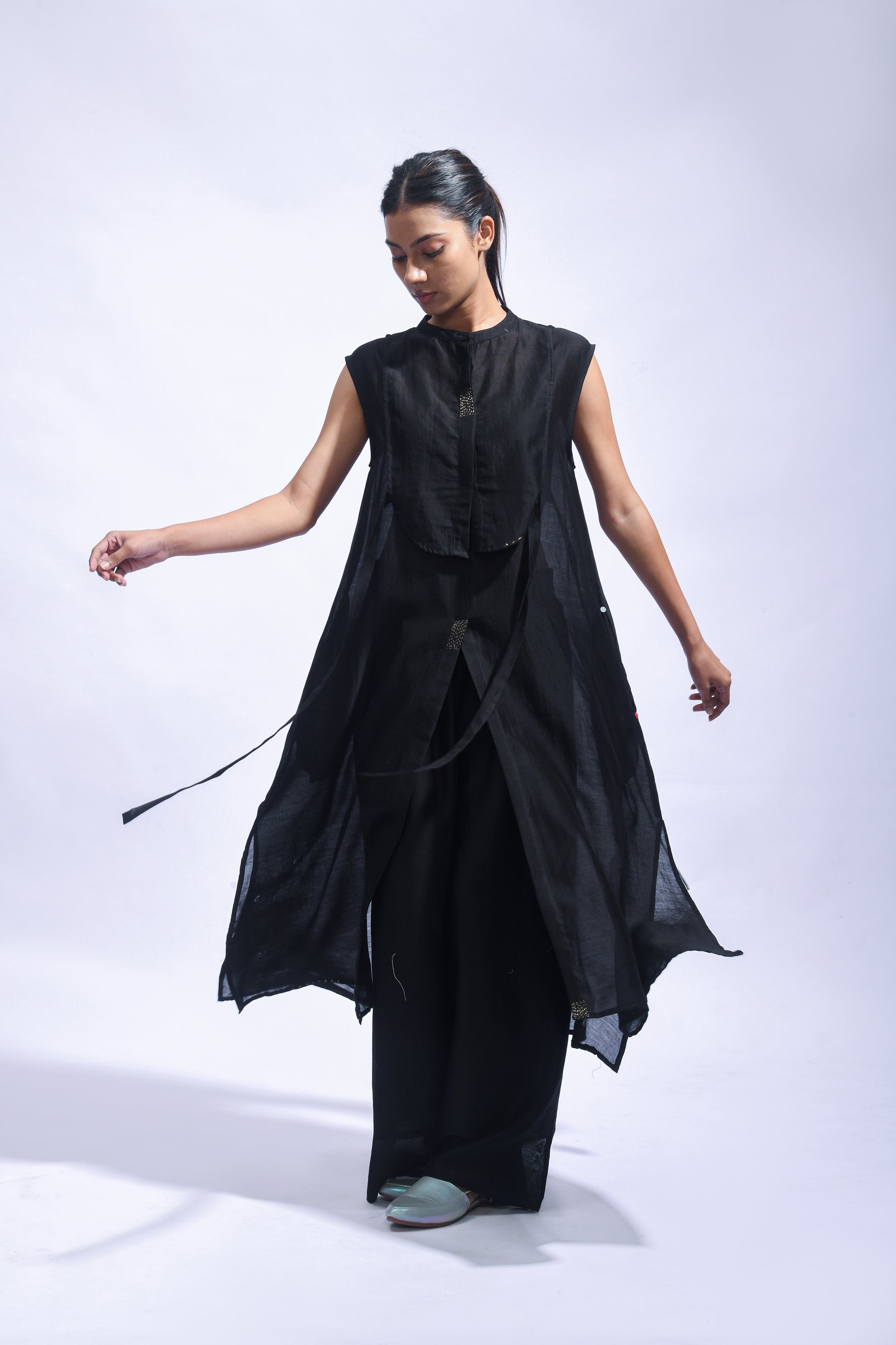 Noir Yoke Chanderi Set