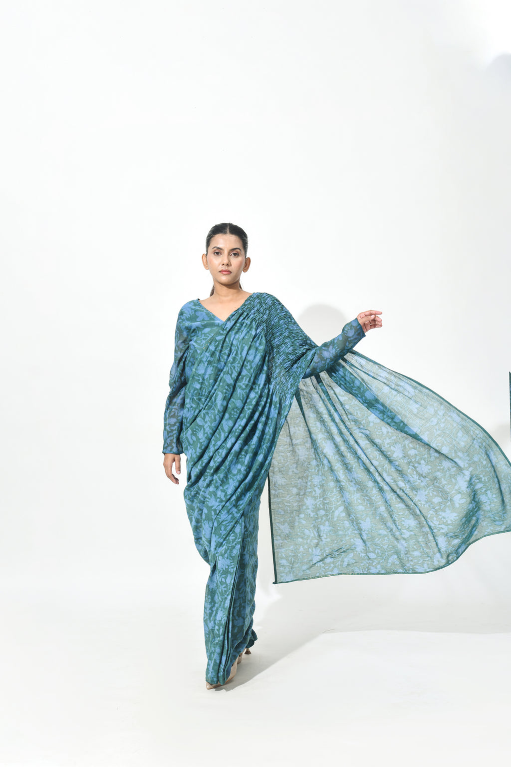 READY TO WEAR JADE MORI SARI