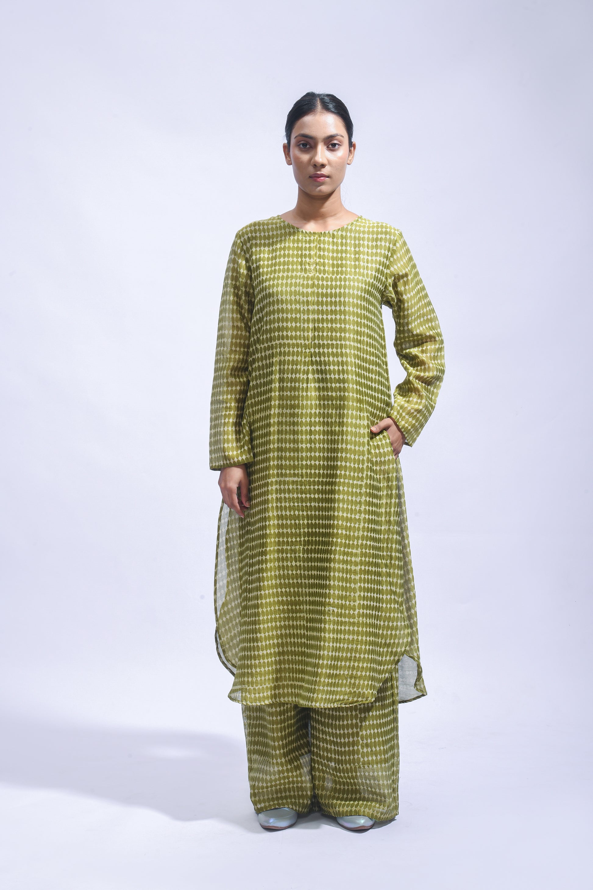 Silk Block Printed Kurta & Pants Set