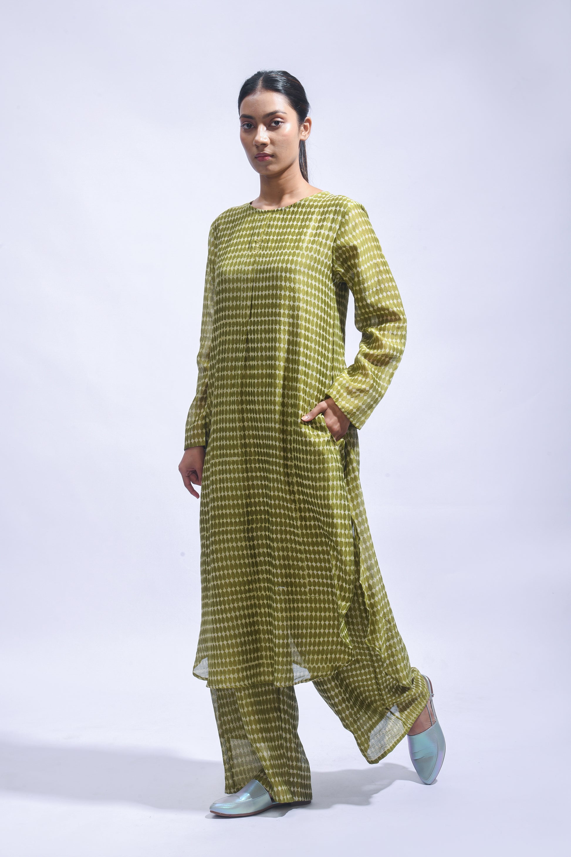 Silk Block Printed Kurta & Pants Set