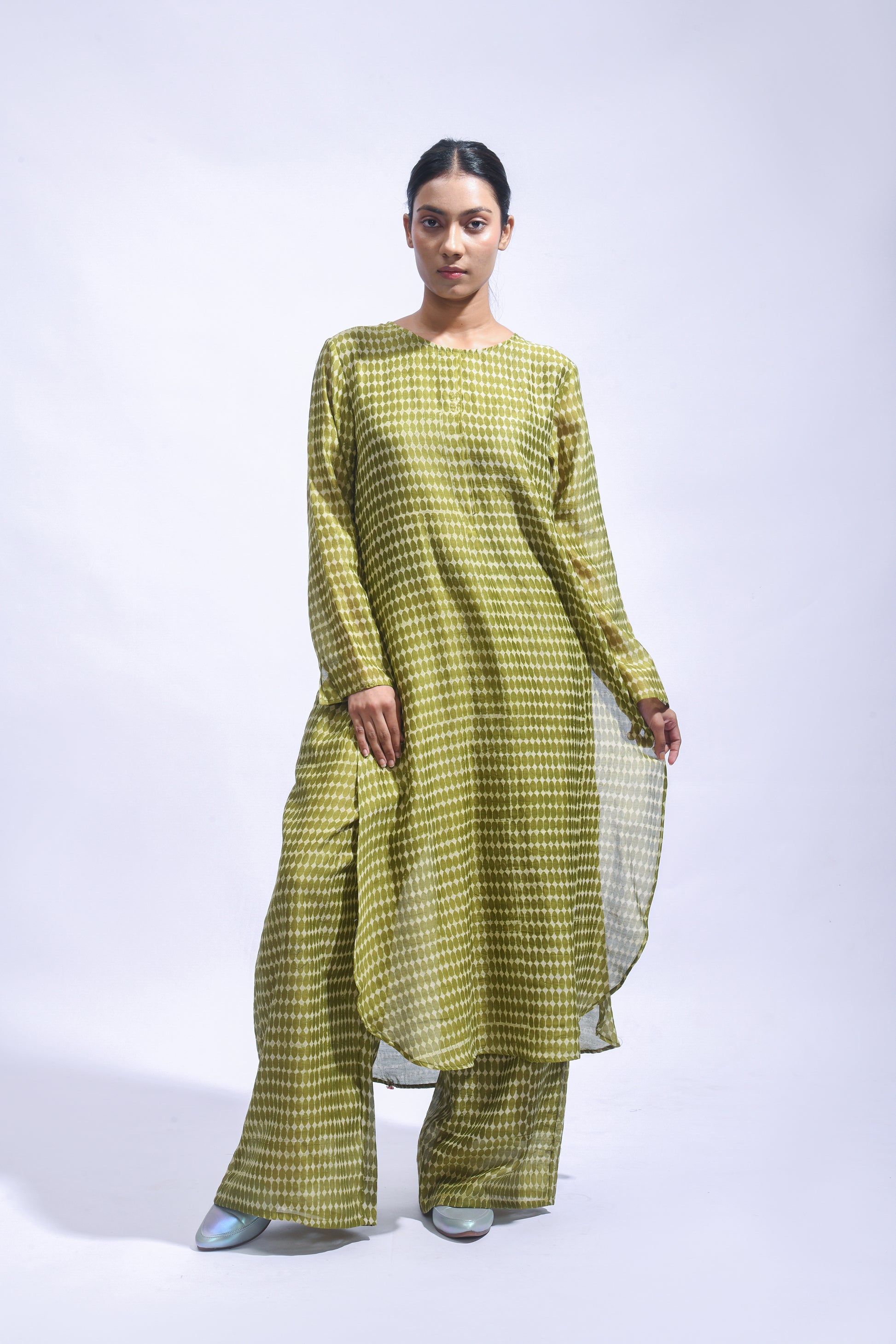 Silk Block Printed Kurta & Pants Set