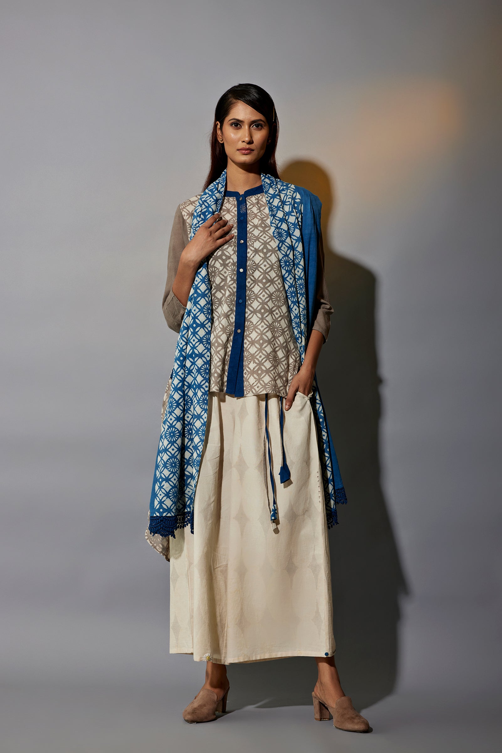DRESS TROUSER STOLE