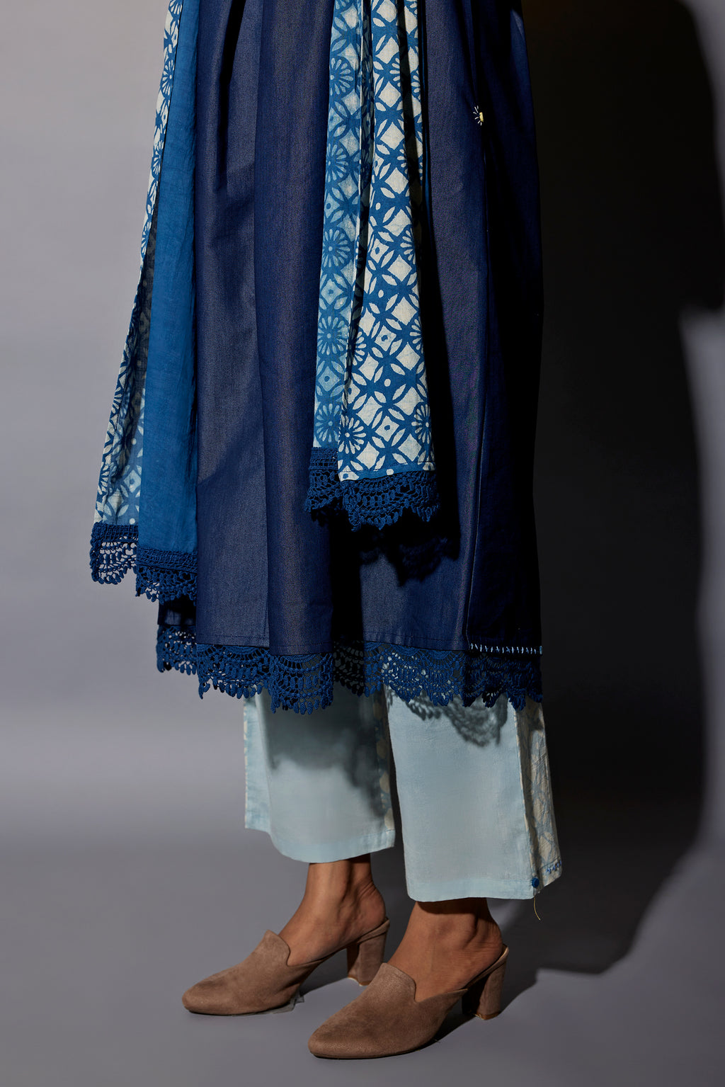DRESS TROUSER STOLE