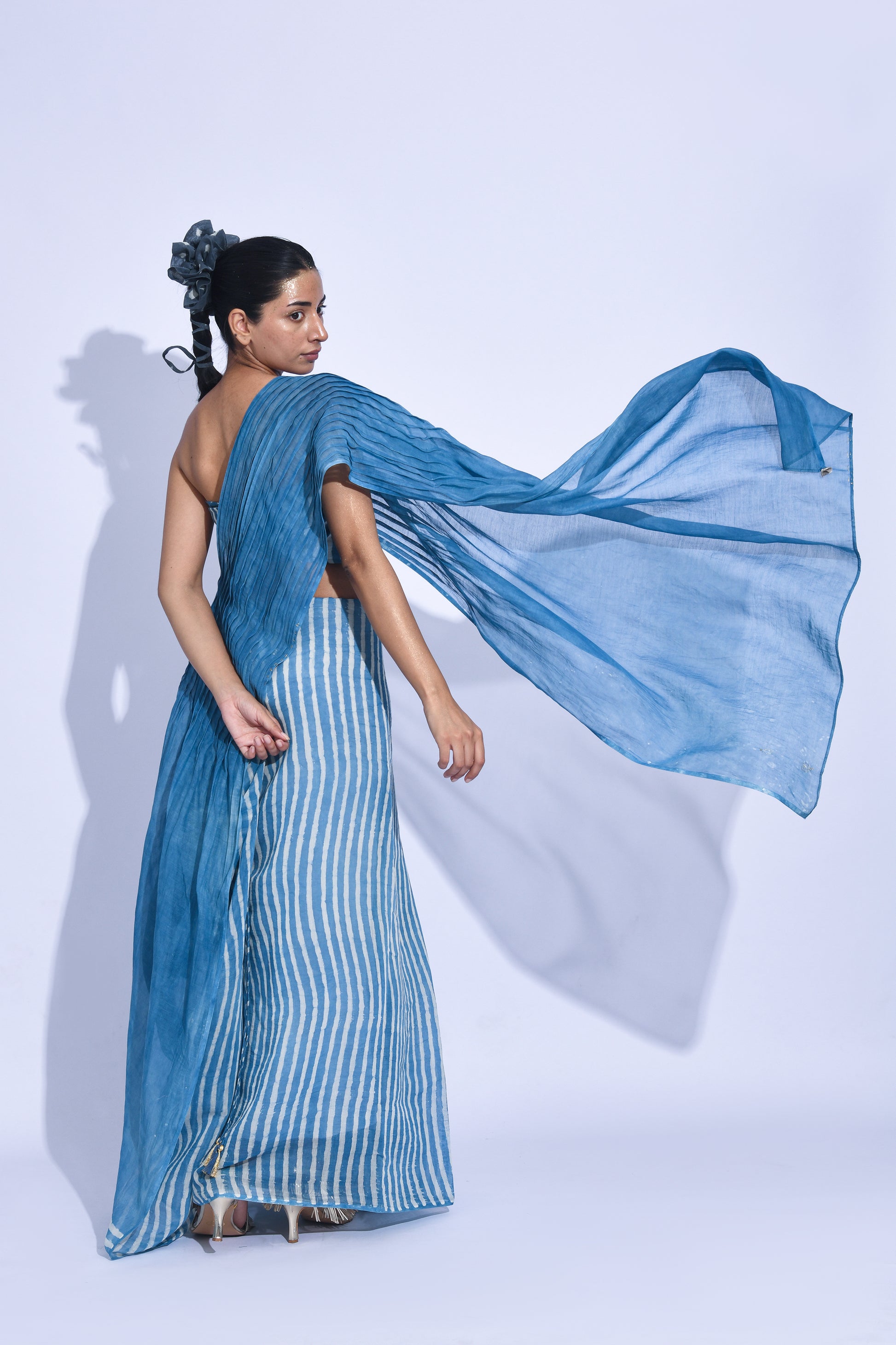 NAMI SARI-NILA SHIMA