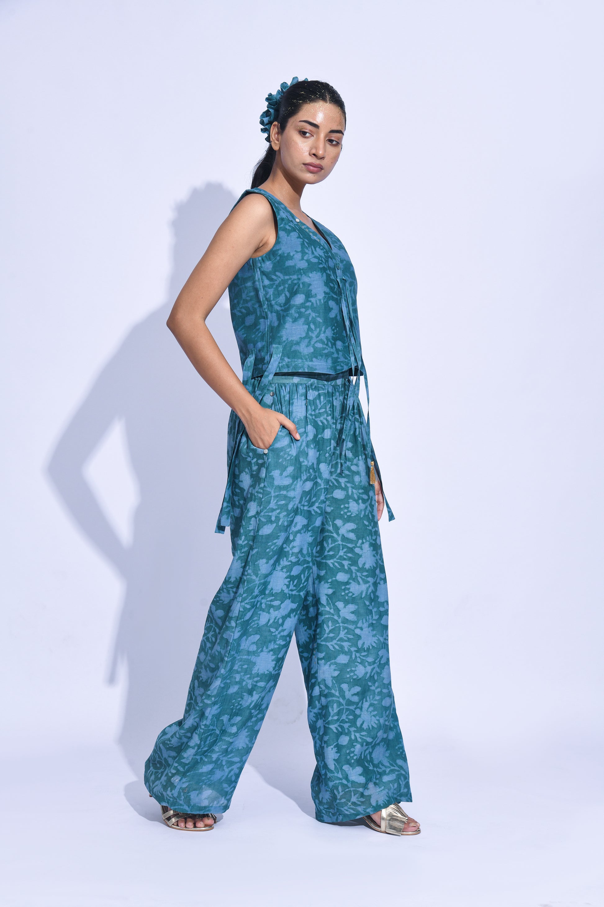 BLUE MORI VEST SET