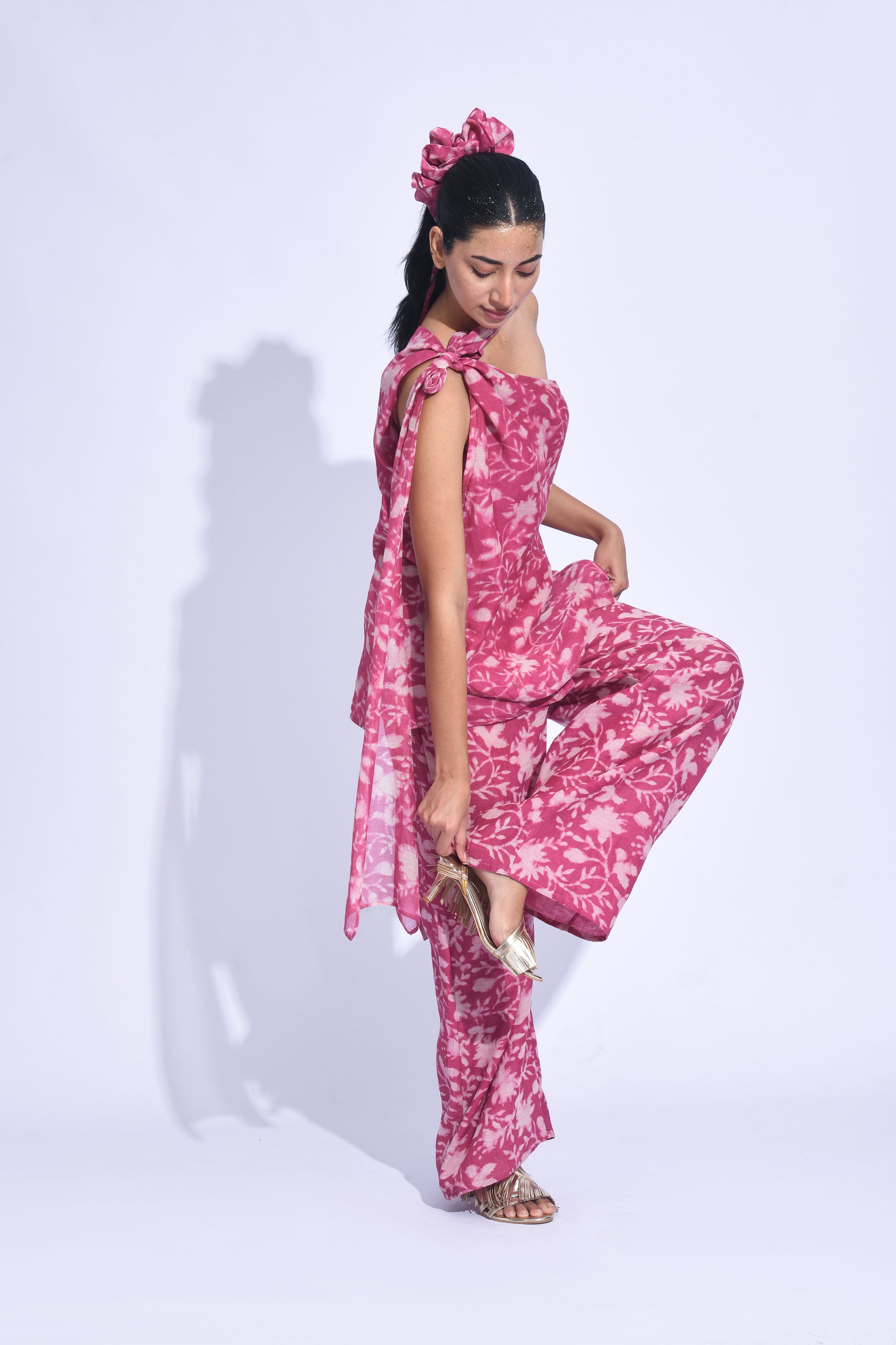 SANGRIA ONE SHOULDER SET