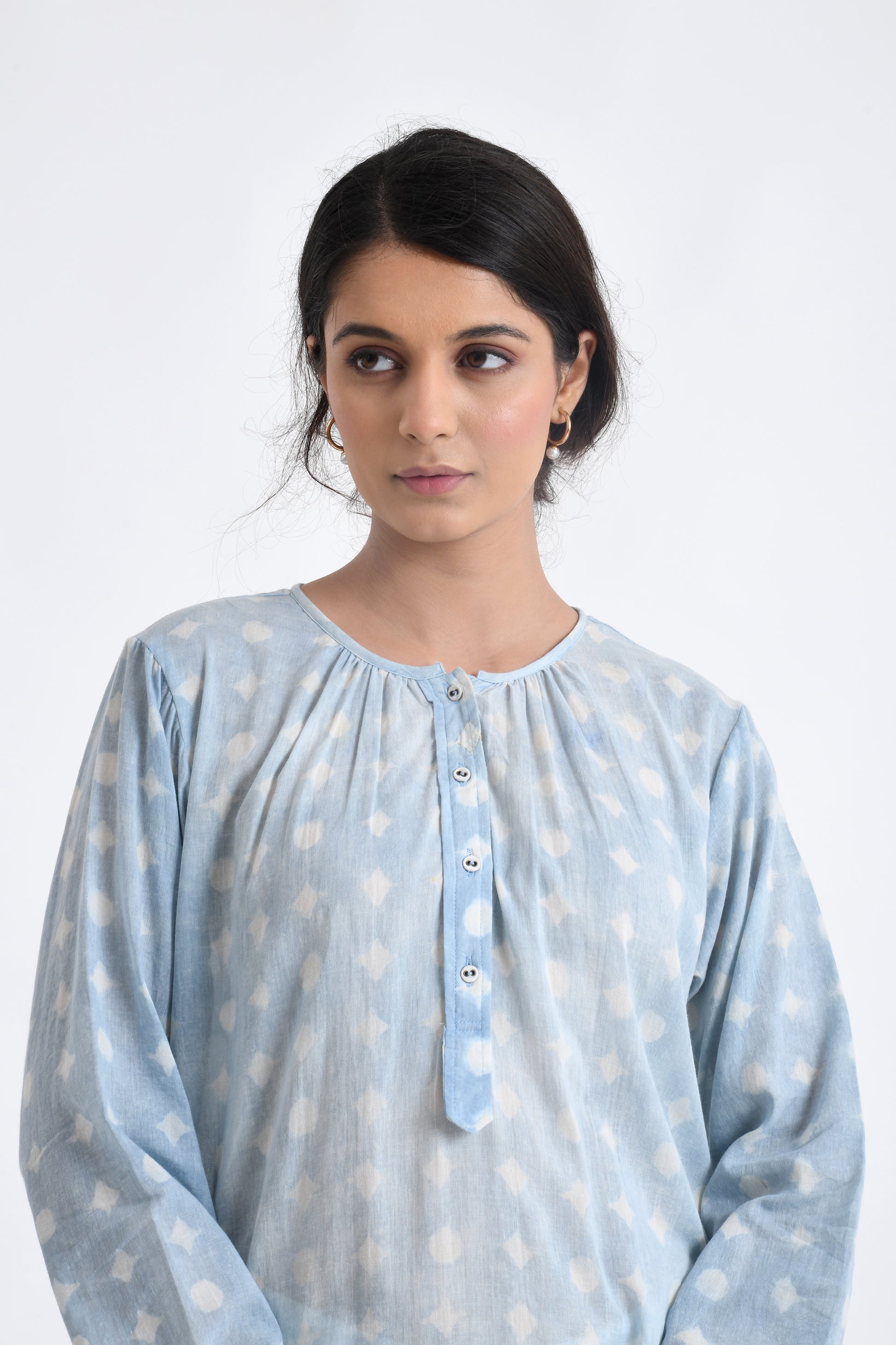 AOI KURTA SET