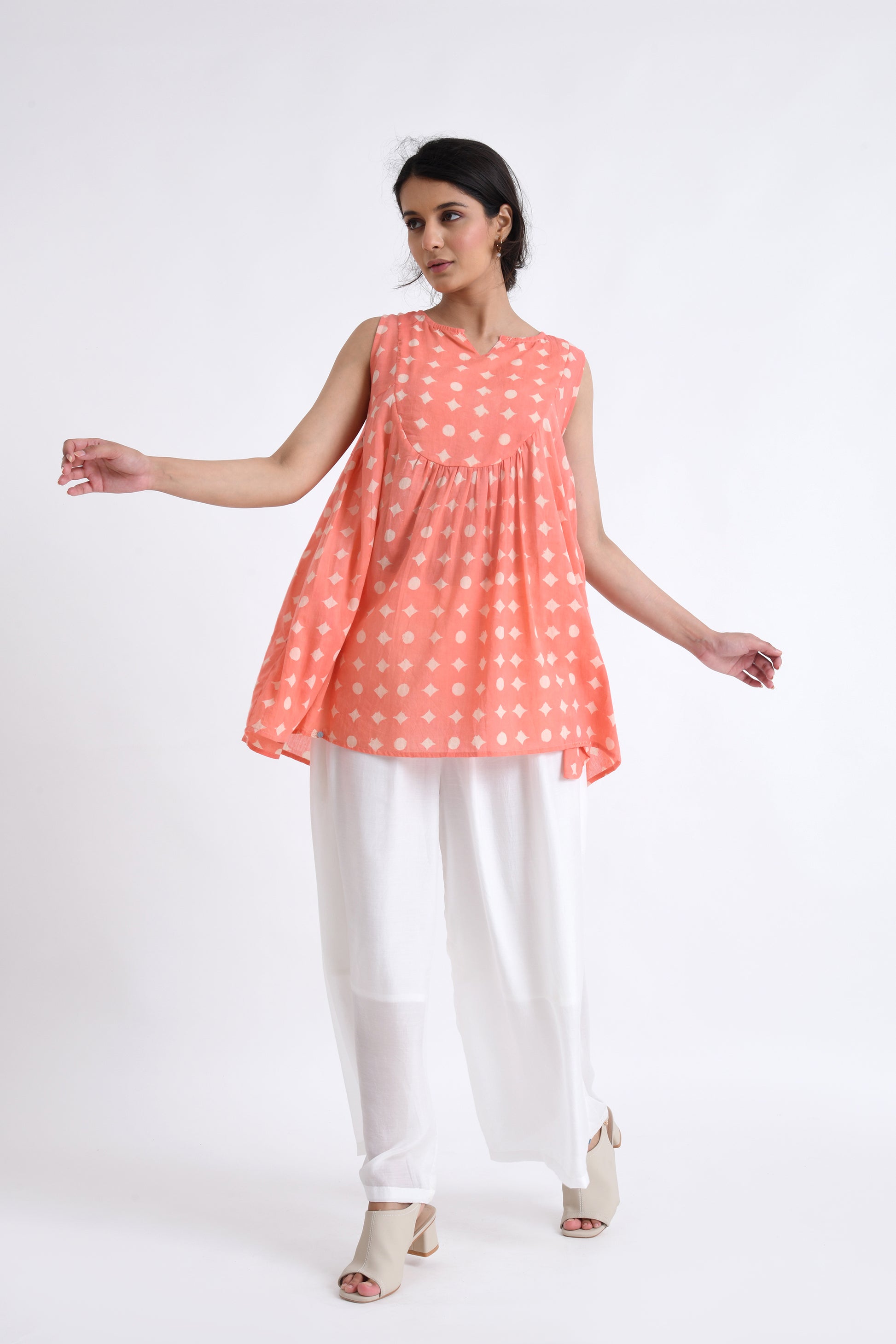 MIKAN NO SLEEVE TOP SET