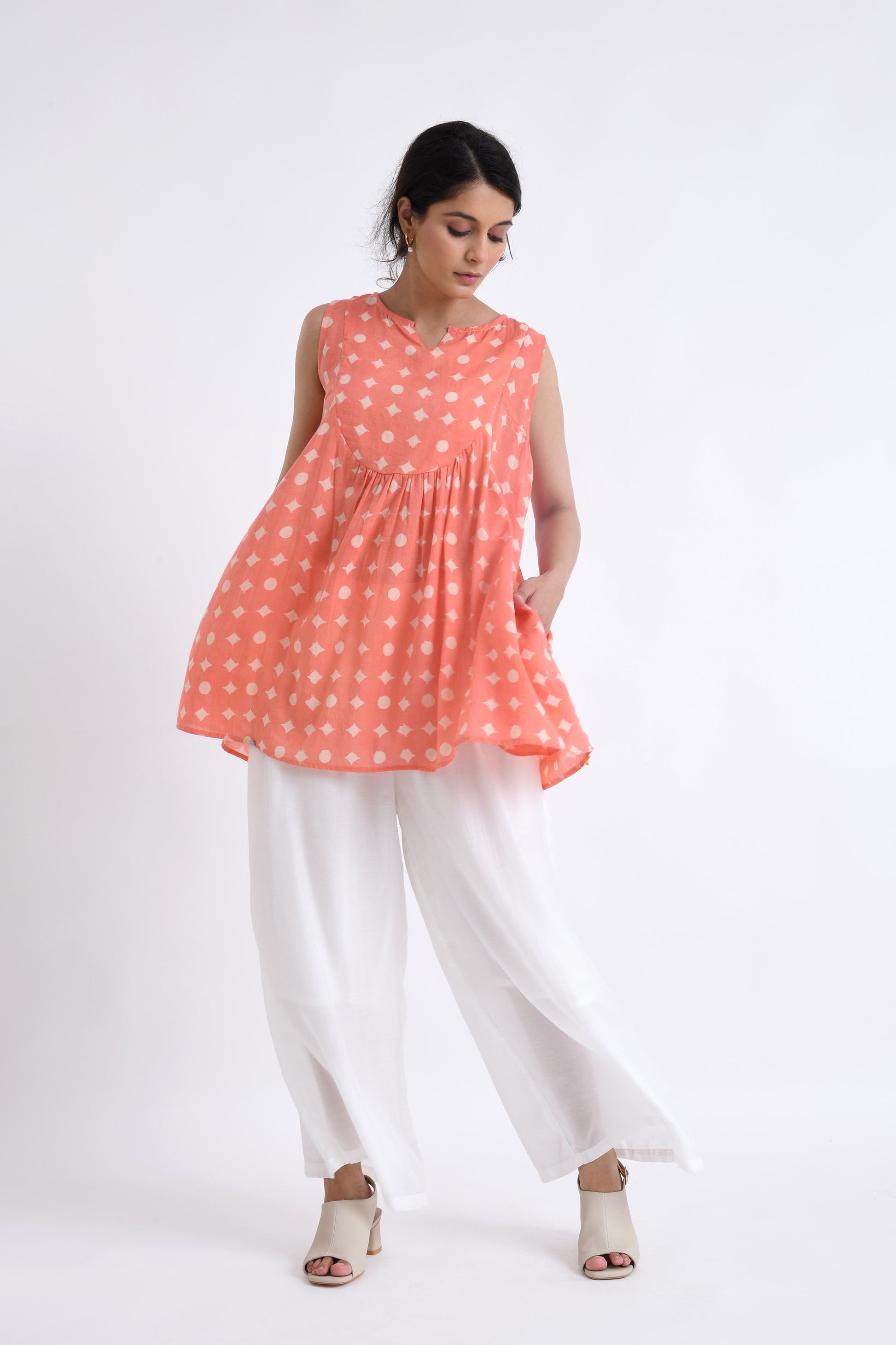 MIKAN NO SLEEVE TOP SET