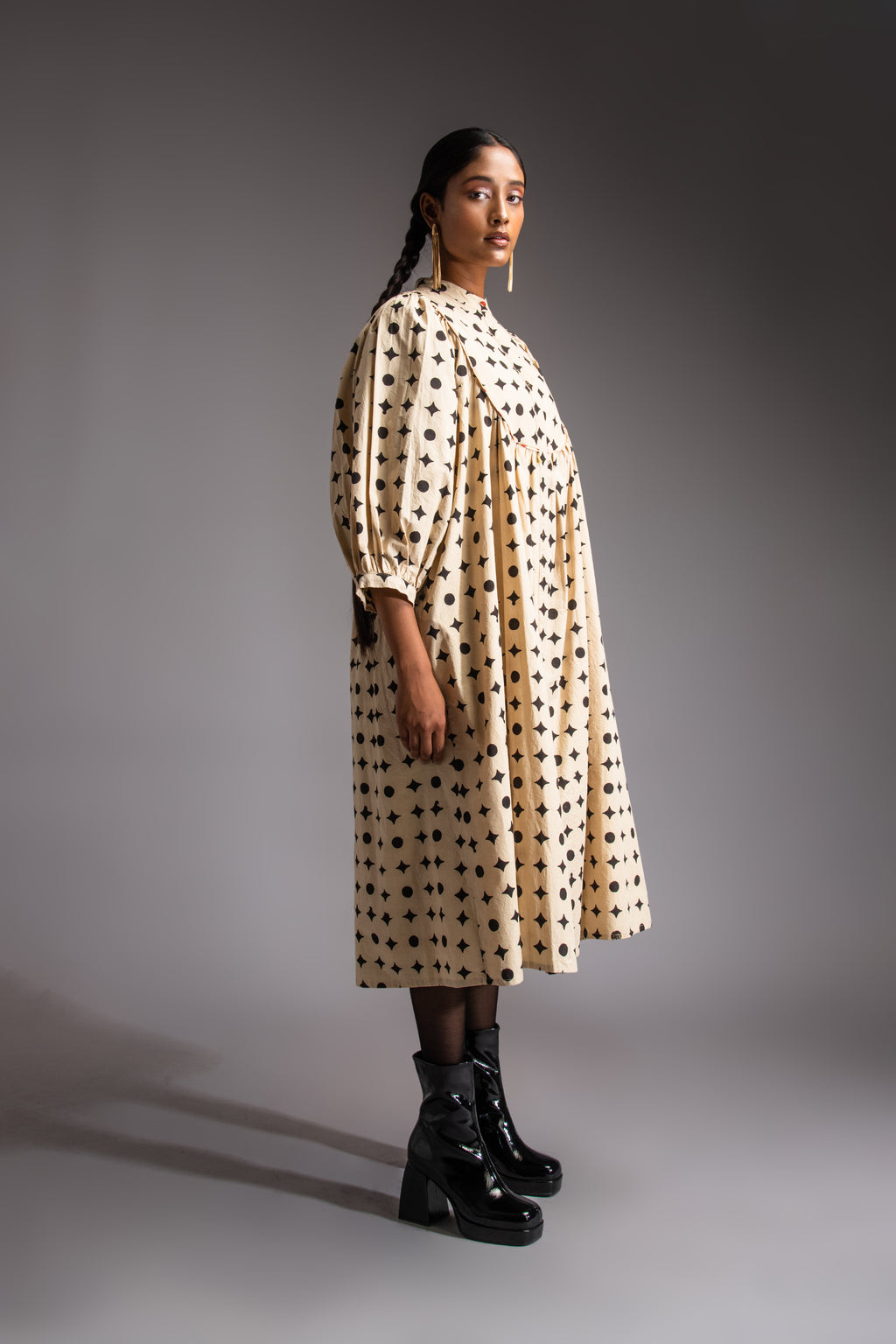 Voyage midi dress black