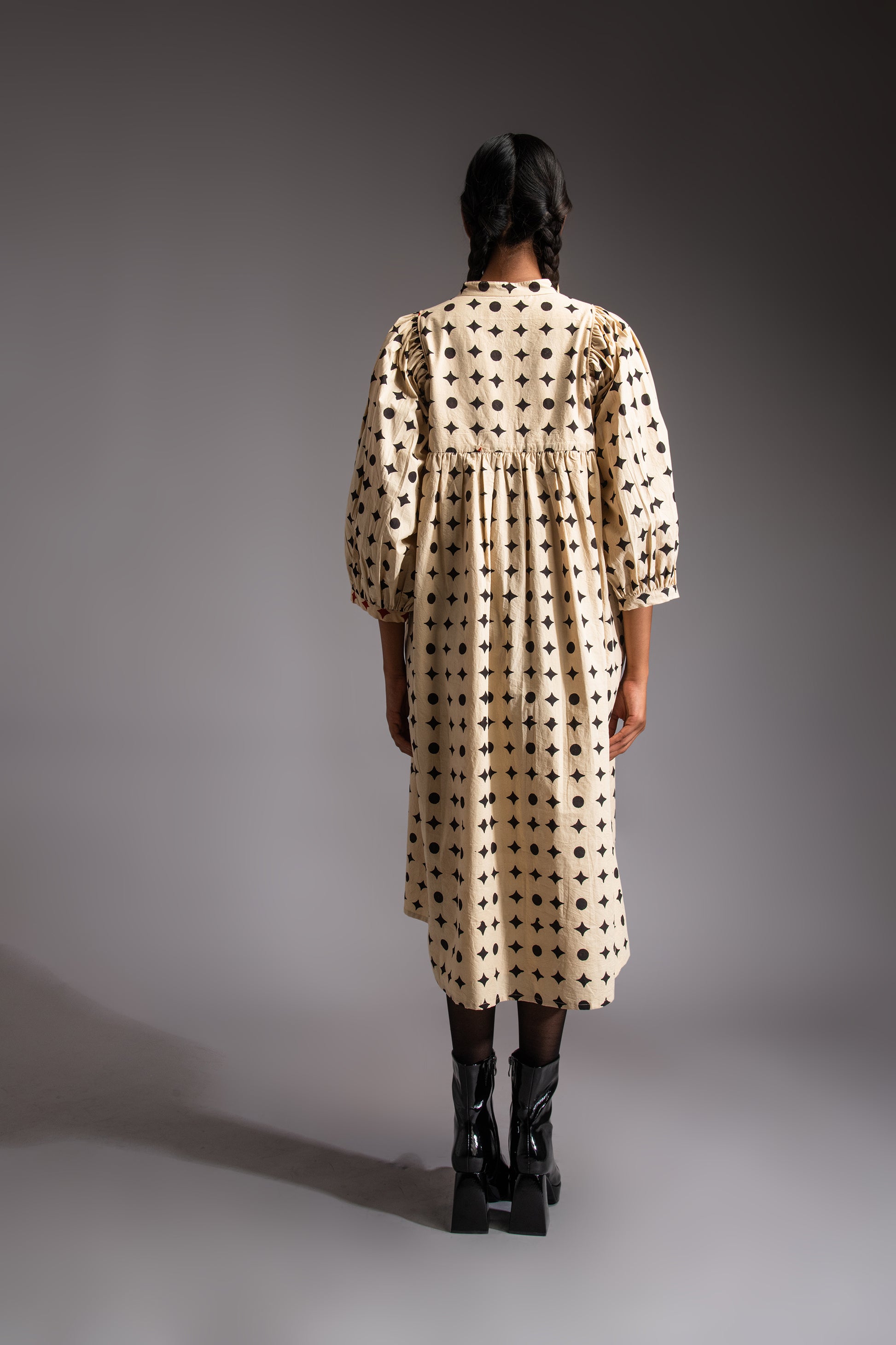 Voyage midi dress black