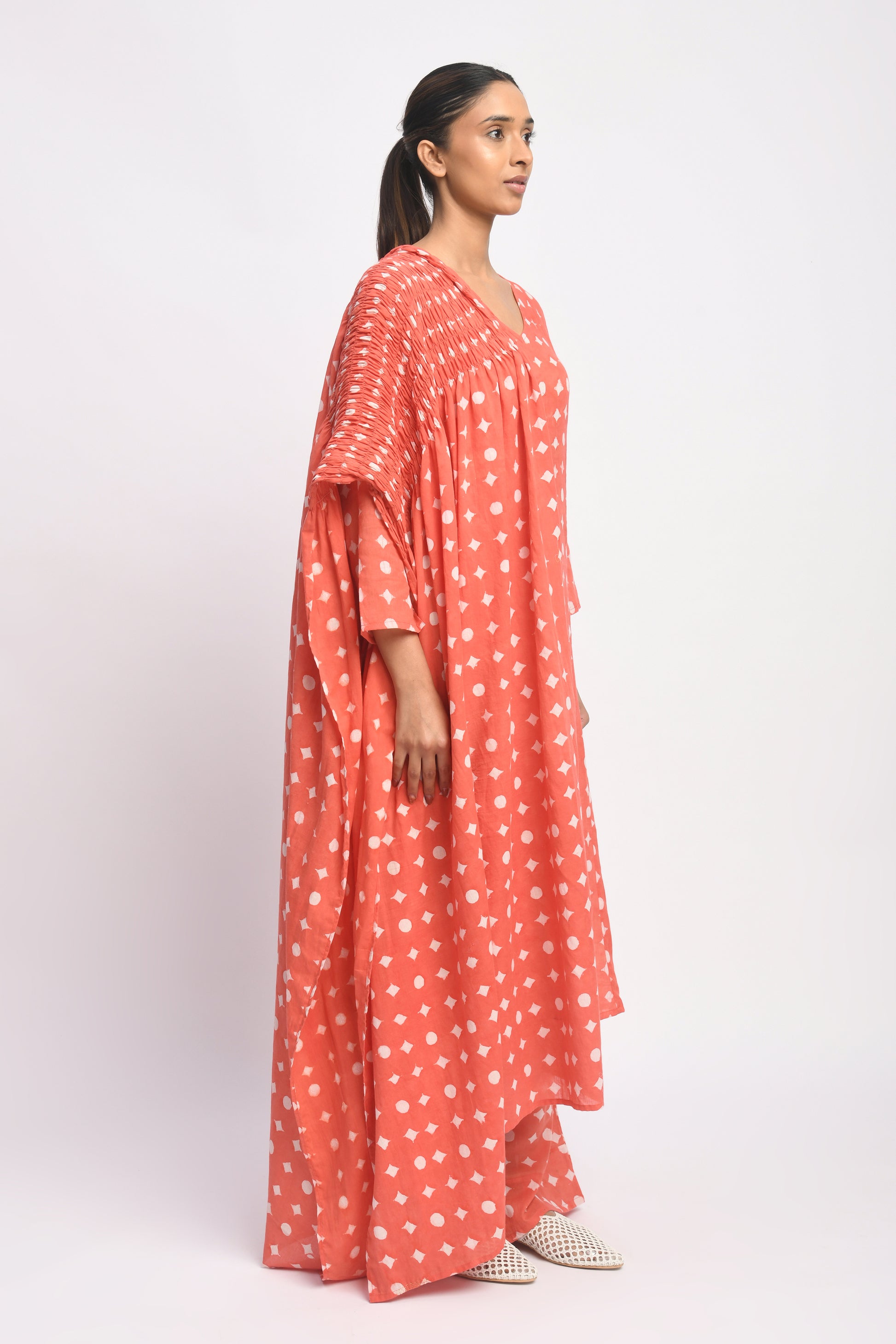 CORAL SUIT SET